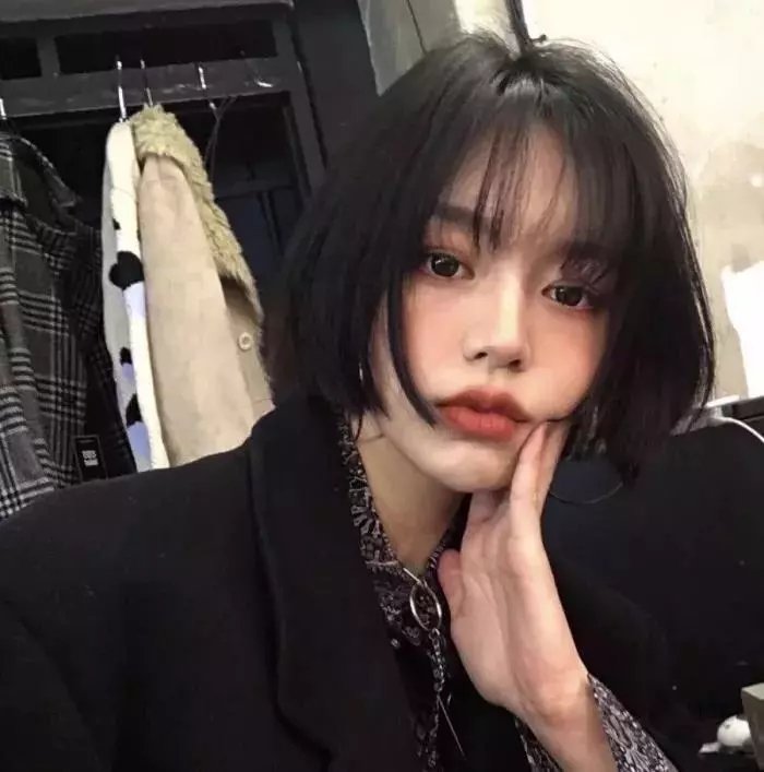 半夜不要照镜子